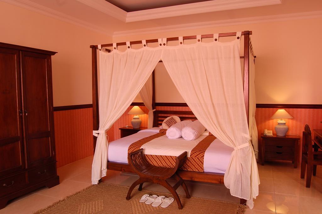 Swaloh Resort & Spa Kalangbret Экстерьер фото