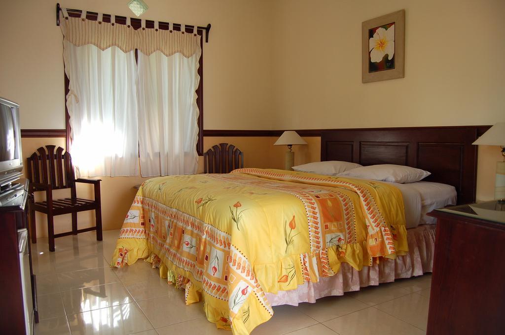 Swaloh Resort & Spa Kalangbret Экстерьер фото