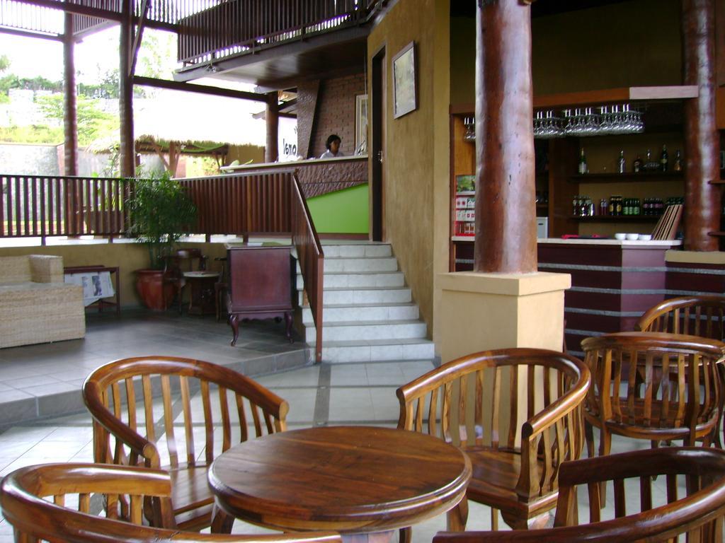 Swaloh Resort & Spa Kalangbret Экстерьер фото
